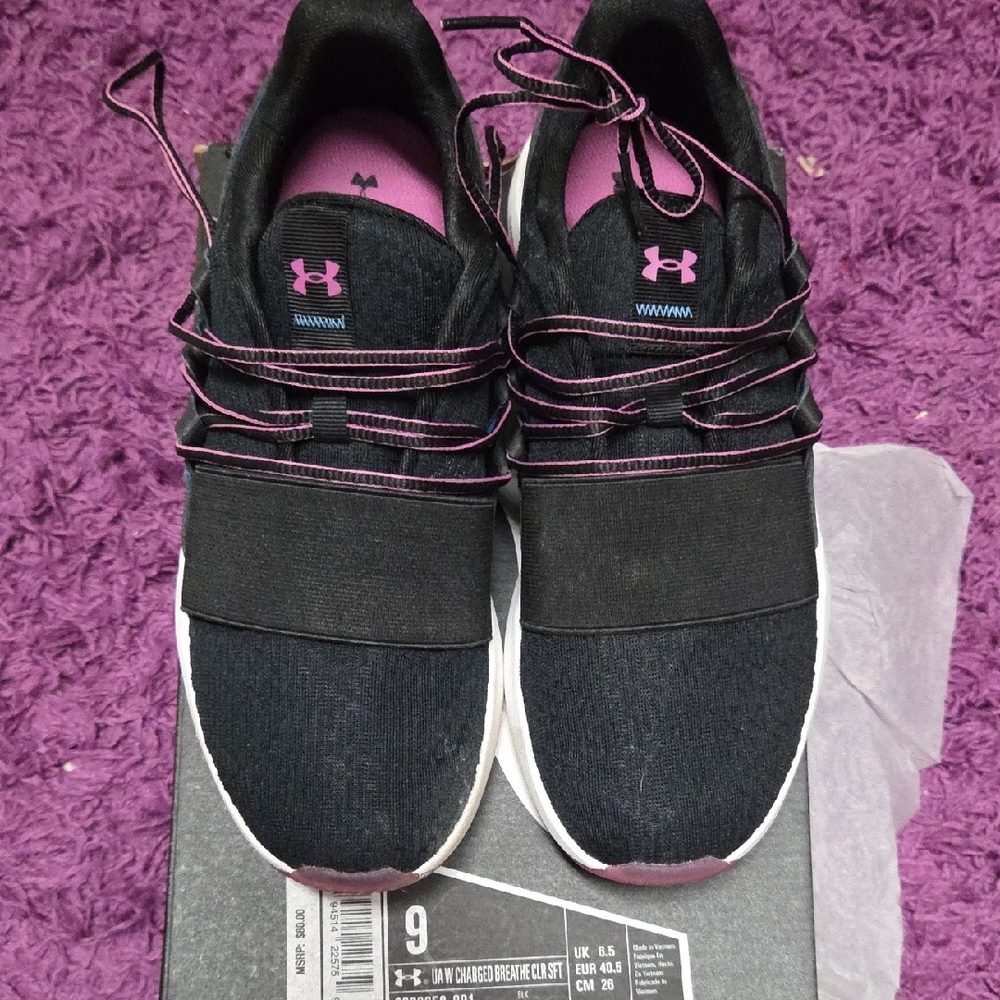 Under Armour Women's Black and Purple Sneakers